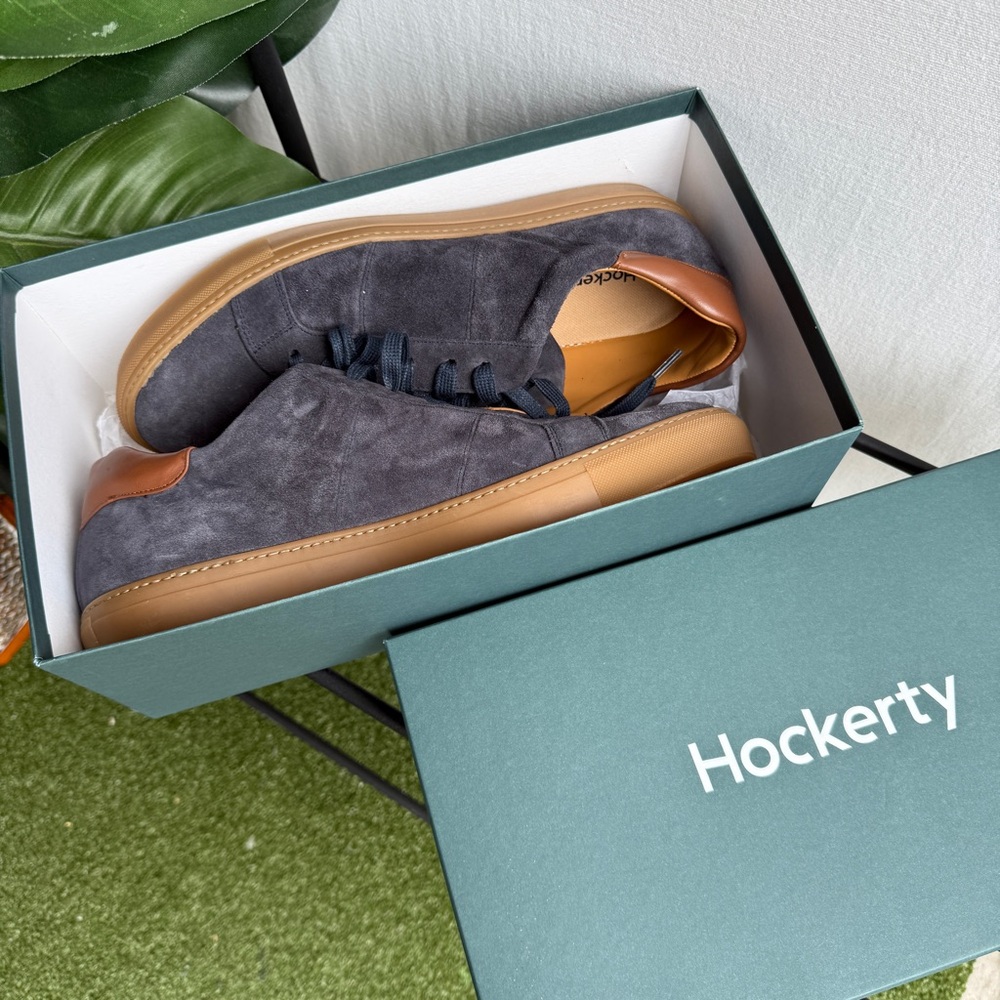 NEW IN BOX Hockerty Mens Sueda Dress Shoes Lace Up Sneakers / Size Mens 12.5
